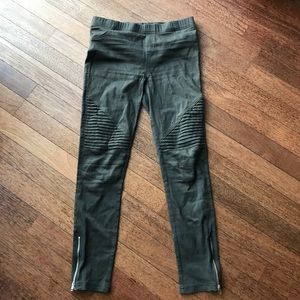 Size M Olive Moto Legging